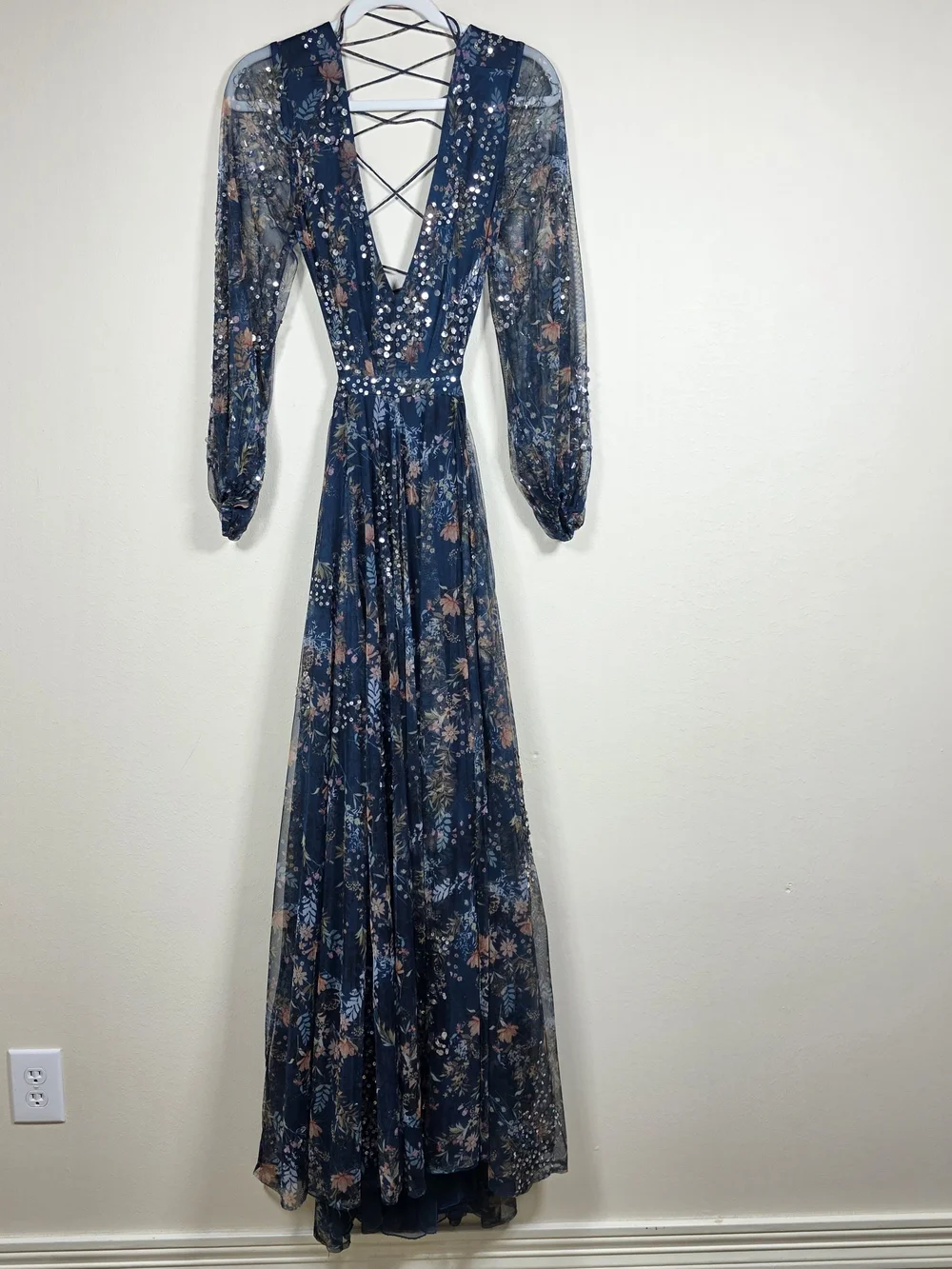 LEENA FOR MAC DUGGAL BLUE FLORAL GOWN SIZE 8 MSRP $598